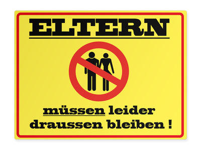 funschild-quer-eltern-draussen